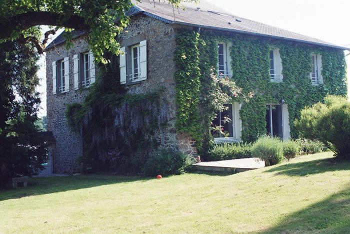 Chambres d'Hôtes Les Ifs Montsûrs Extérieur photo